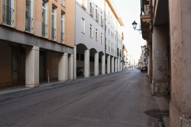 “Toponimi vicentini narrati da Luciano Parolin”: Contrada Porta Padova verso Padova, dopo il ponte degli Angeli