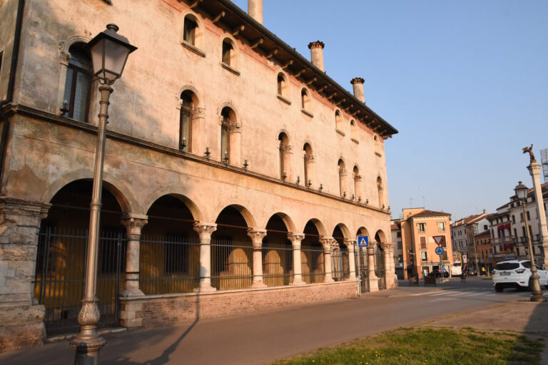 “Toponimi vicentini narrati da Luciano Parolin”: Contrada Torretti o Via Torretti, dalle torrette di protezione per l’abitato di Santa Lucia