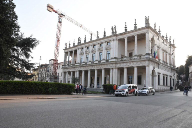 “Toponimi vicentini narrati da Luciano Parolin”: Piazza Giacomo Matteotti già Piazza dell’isola, prima era piazza Vittorio Emanuele