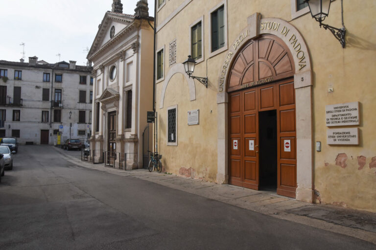 “Toponimi vicentini narrati da Luciano Parolin”: Stradella San Nicola e Piazzetta San Nicola, da chiesa dedicata al santo iniziata nel 1617