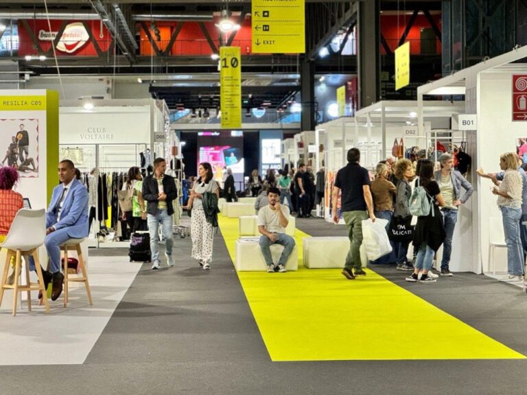 Fiere, 650 brand, talk, shooting e sfilate a Milano Fashion&Jewels Fiere, 650 brand, talk, shooting e sfilate a Milano Fashion&Jewels