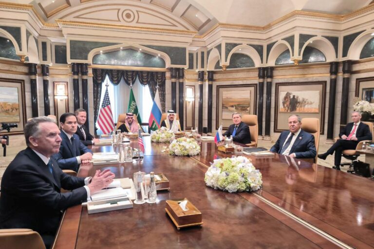 Lavrov “Washington comprende posizione russa”. Zelensky “Negoziati non siano alle spalle di Ucraina e Ue” Lavrov “Washington comprende posizione russa”. Zelensky “Negoziati non siano alle spalle di Ucraina e Ue”