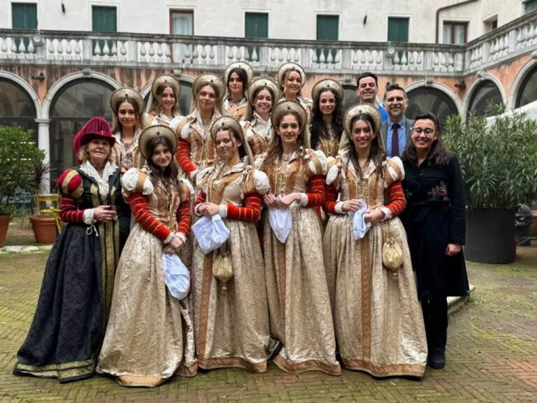 Il Carnevale di Venezia all’istituto alberghiero Barbarigo