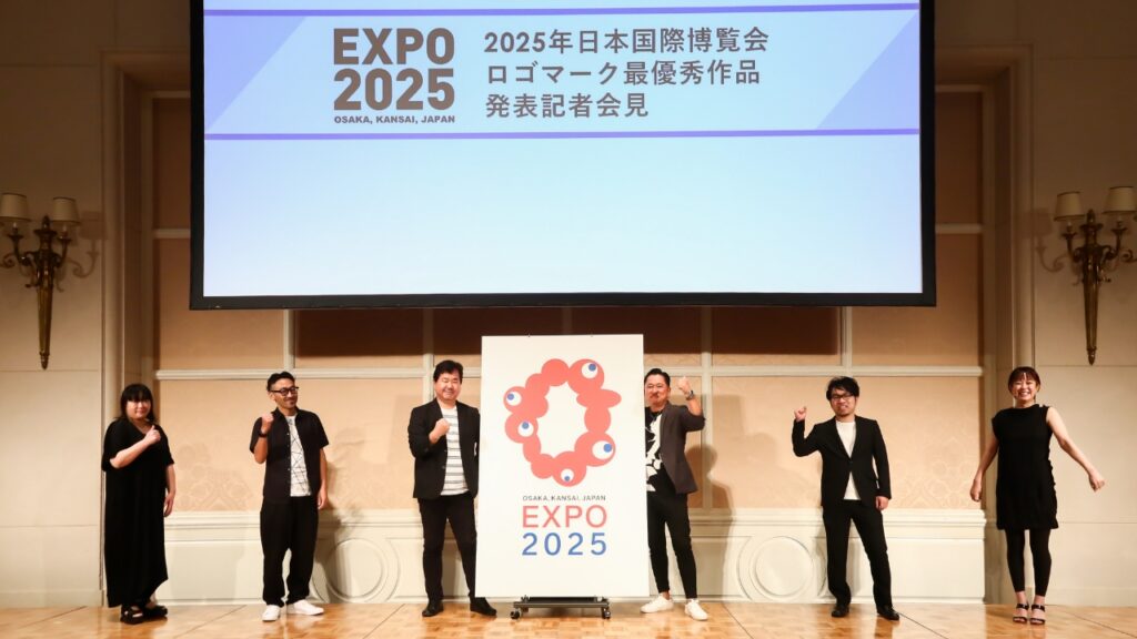 I membri del Team Inari, ideatori del logo ufficiale di Expo 2025