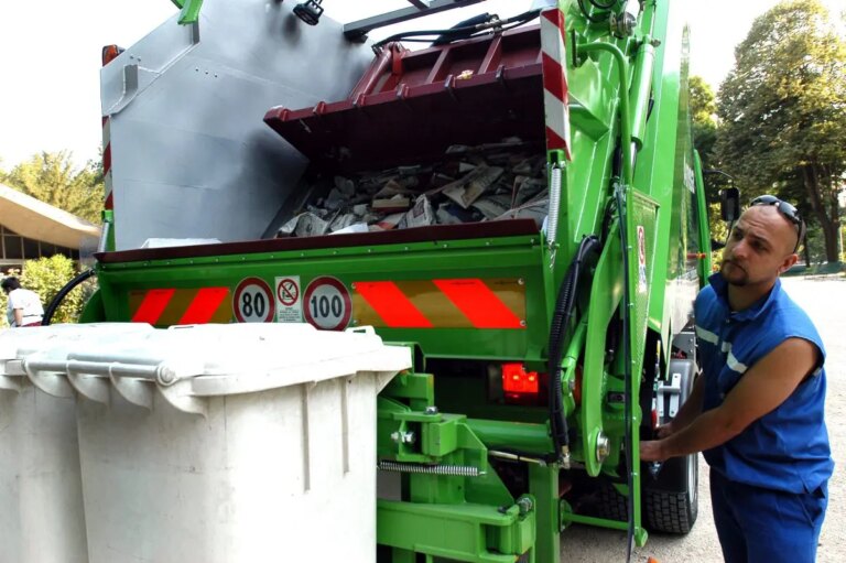 Palermo, operaio 67 enne della Rap muore durante turno di lavoro