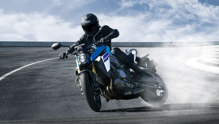 Suzuki rinnova la streetfighter GSX-S1000 Evo