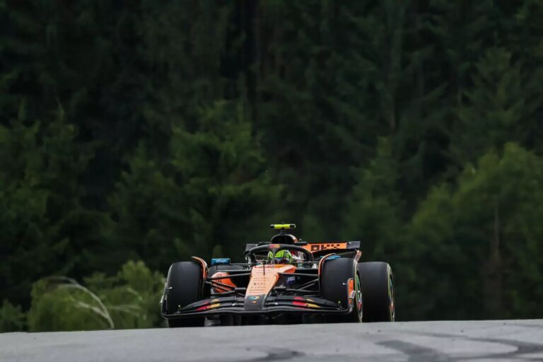 Gran pole di Norris in Austria, Leclerc in prima fila con lui. Hamilton 4°