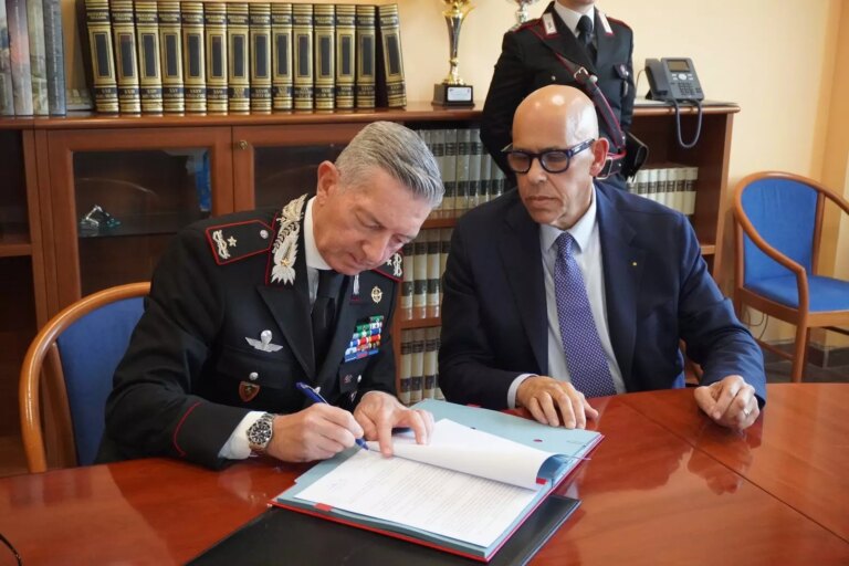 Carabinieri e Federfarma Calabria sottoscrivono un protocollo d’intesa contro le truffe agli anziani