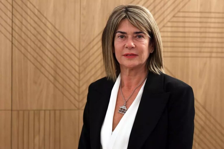 Inchiesta contributi Ars, indagata anche l’assessore Elvira Amata. Il legale “Atto dovuto”