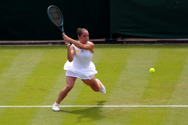 Wimbledon, esordio ok per Cocciaretto e Sonego. In campo Sinner-Nardi