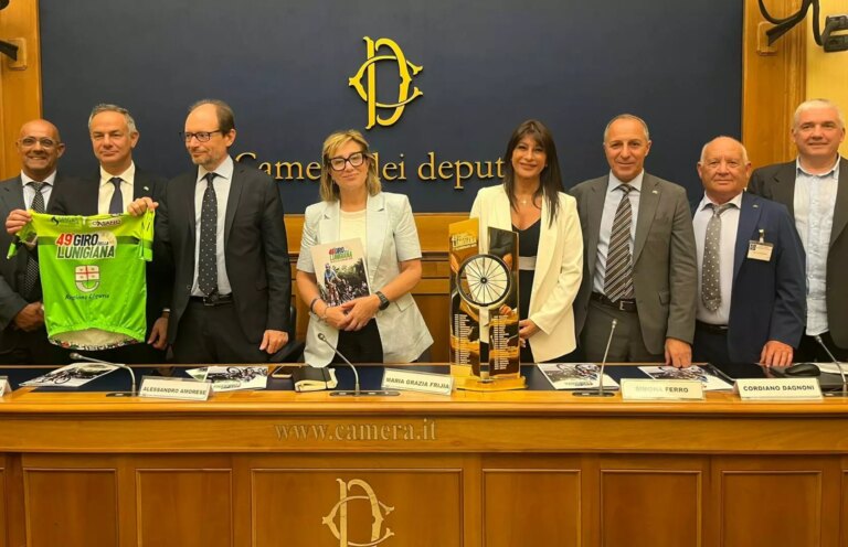 Liguria, Ferro “Il Giro della Lunigiana partirà da Genova, è una emozione unica”