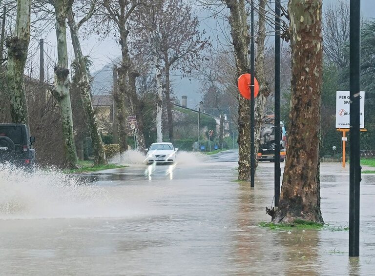 Maltempo, in Veneto allerta meteo arancione per temporali