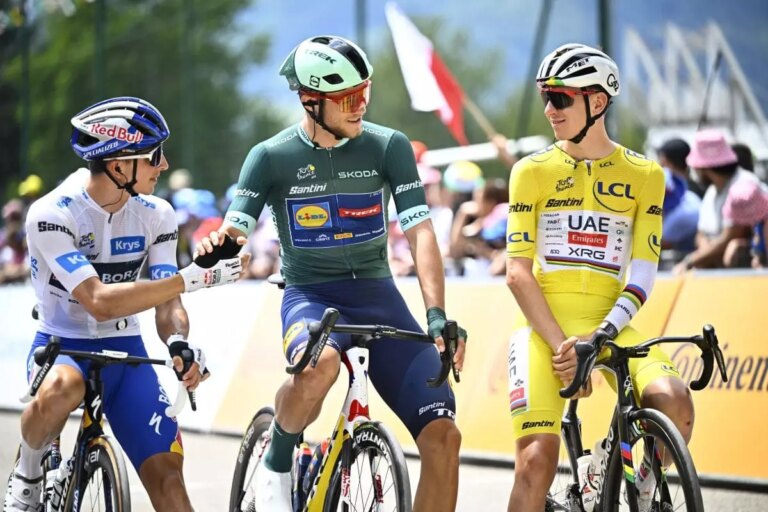 Tadej Pogacar vince il suo quarto Tour de France, a Jonathan Milan la maglia verde