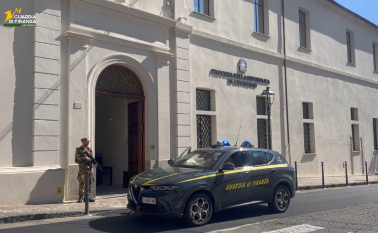 Gestione illecita delle liste d’attesa, arrestato un primario a Catanzaro