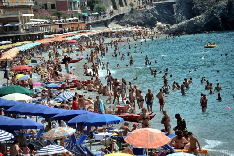 Liguria, il ponte di Ferragosto verso il sold-out