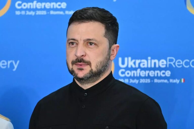 Ucraina, Zelensky “Cessate il fuoco il primo passo, poi la diplomazia”