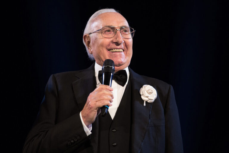 Addio a Pippo Baudo, oggi la camera ardente. I funerali mercoledì a Militello Val di Catania