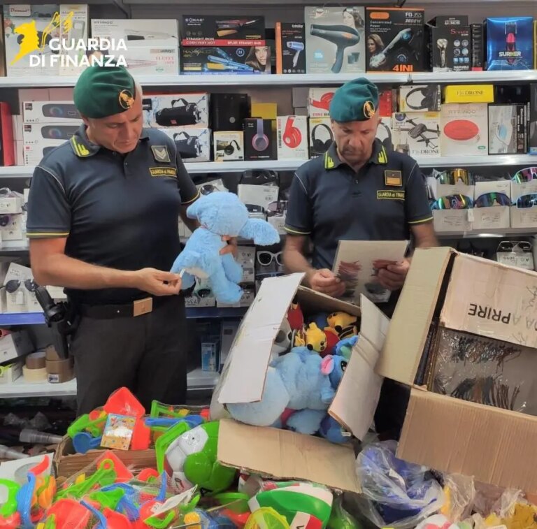 A Taranto sequestrati 190 mila prodotti pericolosi per la salute