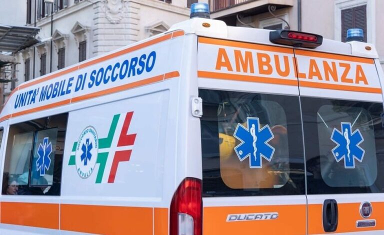 Palermo, scontro tra due moto: due morti ed un ferito