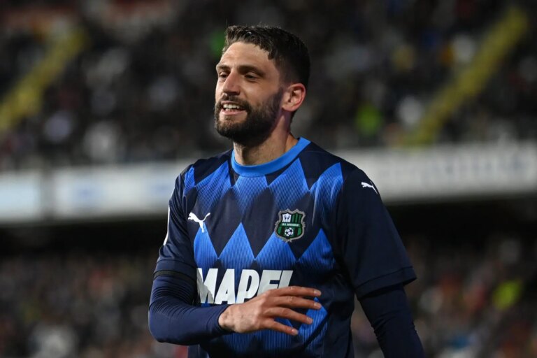 Sassuolo, Berardi rinnova sino al 2029: “La maglia neroverde rappresenta la mia storia”