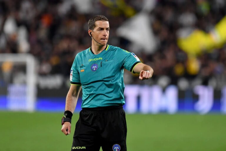 Serie A, le designazioni arbitrali della prima giornata: Sassuolo-Napoli ad Ayroldi