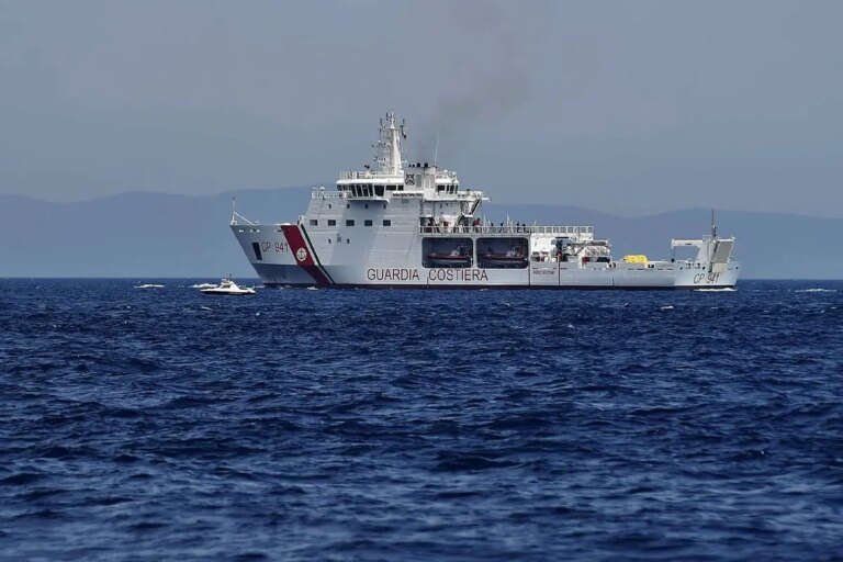 Nave MSC in avaria al largo di Ponza, 8.500 persone a bordo. Scattati i soccorsi