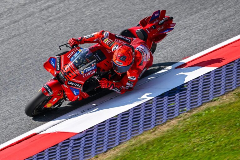 In Austria la sprint è ancora di Marquez, ritiro per Bagnaia