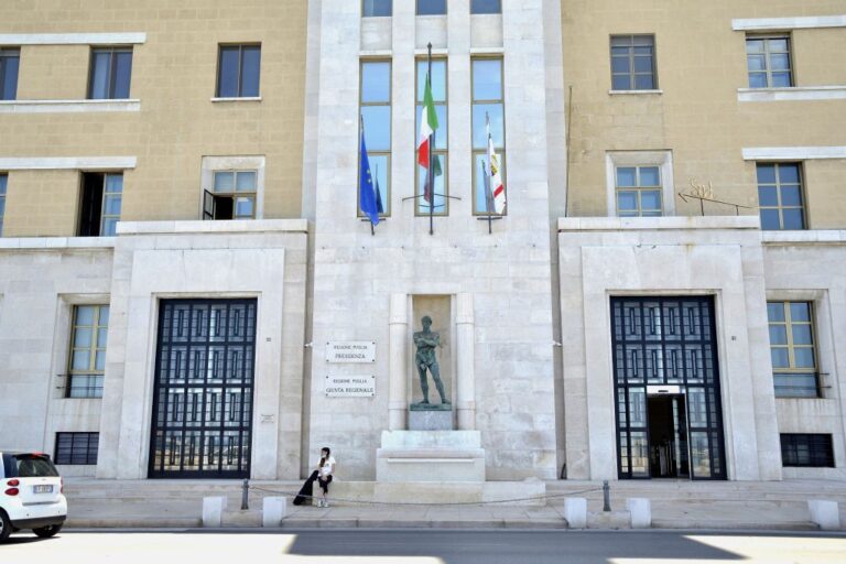Regione Puglia e Intesa Sanpaolo insieme per l’alfabetizzazione finanziaria delle donne vittime di violenza