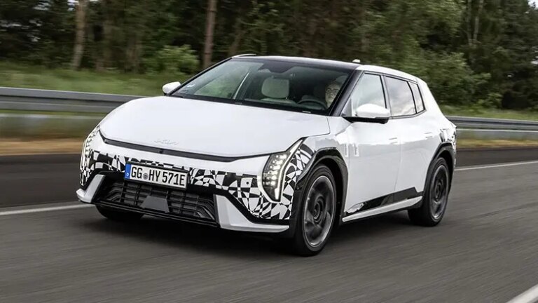 Kia EV4, sicurezza e praticità ai massimi livelli