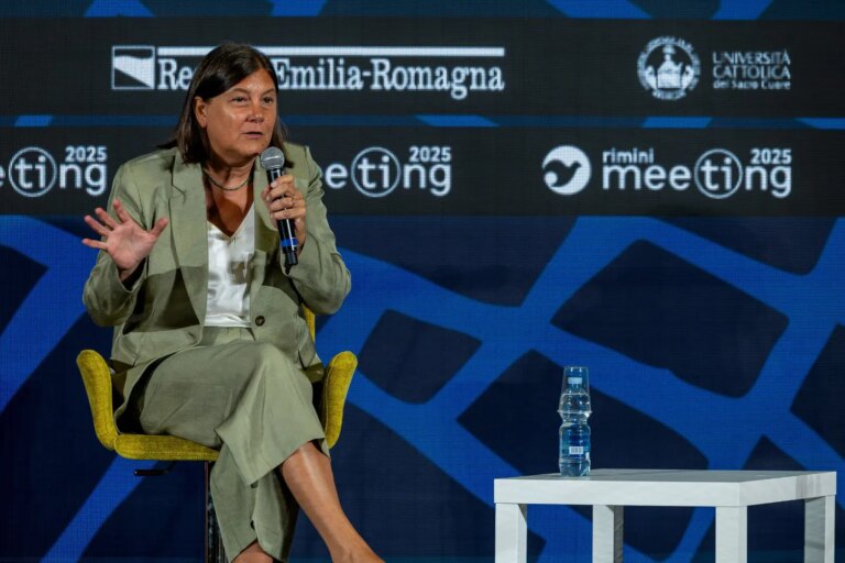 Beccalli “L’università non sia una fabbrica anonima di laureati, si apra al mondo”