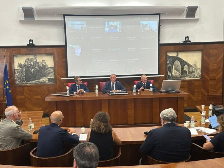 Ex Ilva, al Mimit firmata l’intesa sulla decarbonizzazione