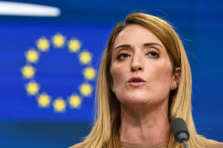 Ucraina, Metsola “La possibilità di una vera pace ora è realistica”