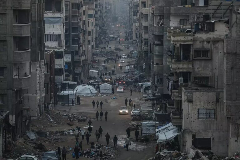 Israele ordina l’evacuazione di Gaza City