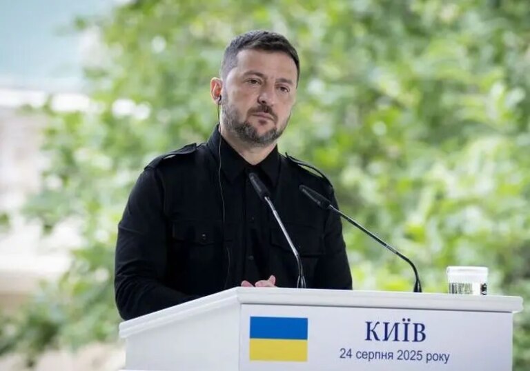 Ucraina, Zelensky rifiuta l’invito di Putin “Può venire lui a Kiev”