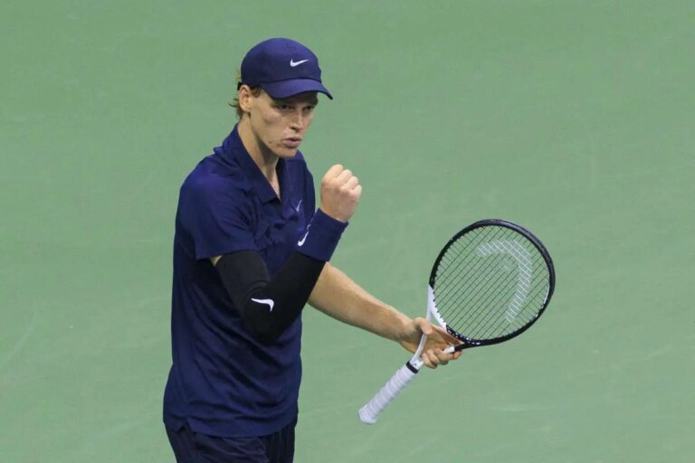 Sinner piega Auger-Aliassime, finale con Alcaraz all’Us Open