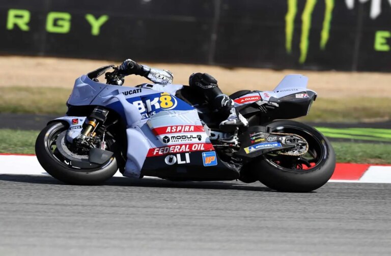 MotoGp, pole di Alex Marquez nel Gp di Catalunya. Alle 15 la Sprint Race
