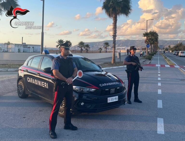 Arrestato a Gioia Tauro per maltrattamento nei confronti della compagna e tentato sequestro del figlio