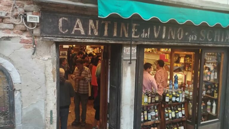 La parola “cicchetto” entra nel dizionario Zingarelli, Zaia “Simbolo del Veneto”