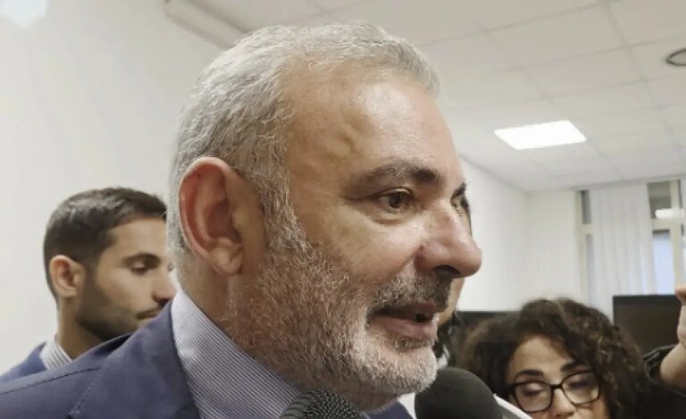 Mafia, Curcio “I capi clan continuano a dirigere dal carcere, andrebbero schermati i cellulari”