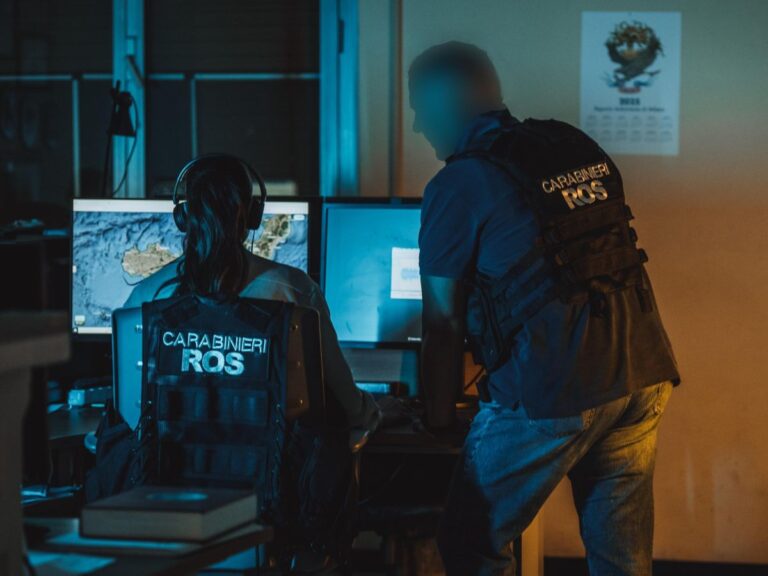 ‘Ndrangheta, maxi operazione dei Carabinieri del Ros contro la cosca Piromalli: 26 arresti / Video