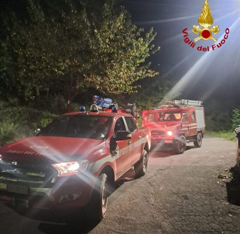 Genova, Vigili del Fuoco recuperano sei persone che avevano perso l’orientamento