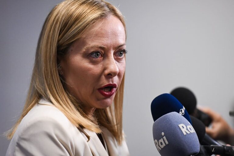 Meloni “Dalla maggioranza mozione per riconoscere la Palestina senza Hamas e con rilascio ostaggi” / Video