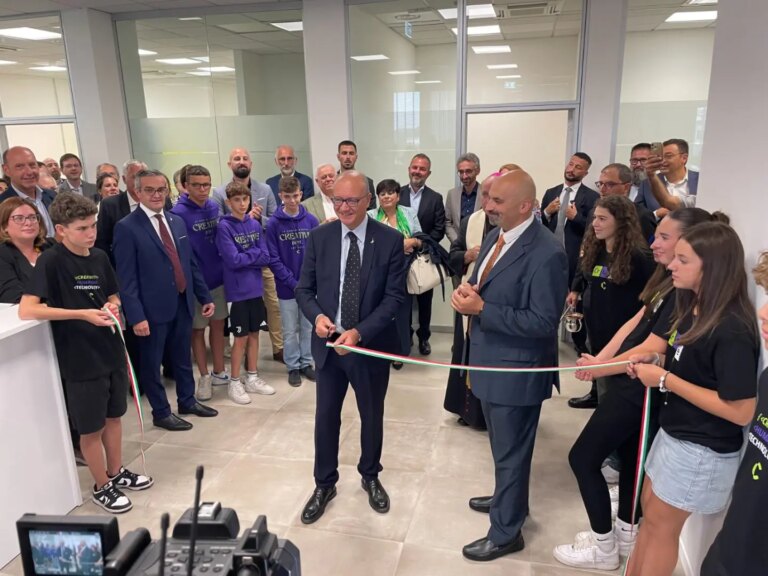 Inaugurato a Milano il nuovo Istituto Tecnico ‘Carlo Acutis’, Valditara “Un esempio virtuoso”