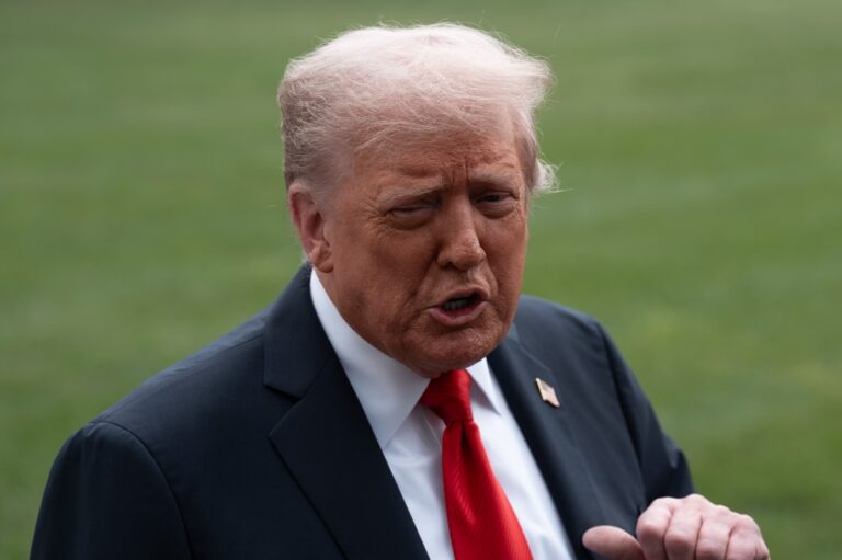 Trump ai Paesi Nato “Sanzioni a Mosca solo quando smetterete di acquistare petrolio da Putin”, Tajani “Meglio prima sanzionare la Russia”