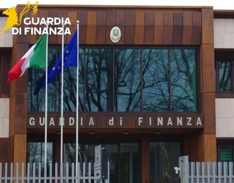 Non rispetta l’interdizione dalla professione, arrestato un falso notaio a Verona