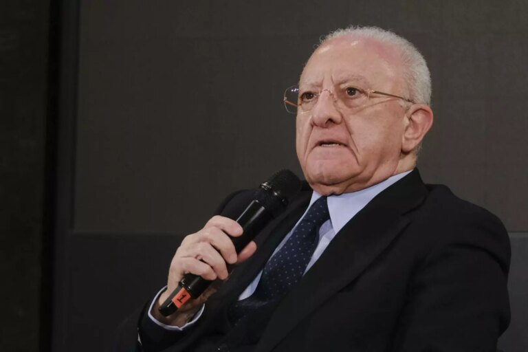 Elezioni regionali in Campania, De Luca “Per ora solo chiacchiere al vento”