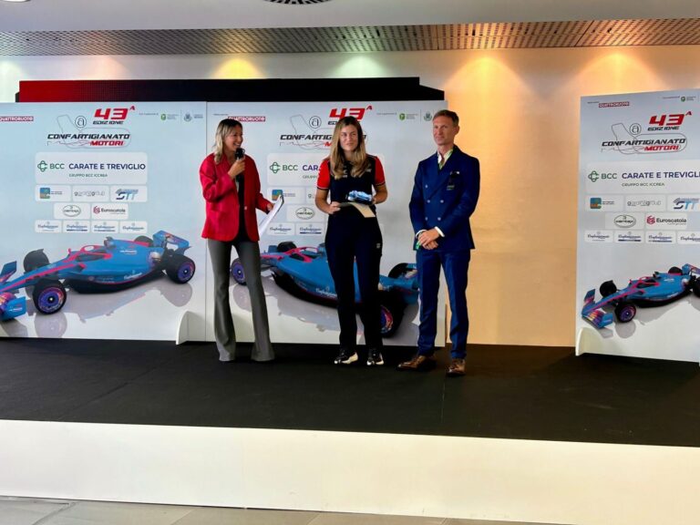 Il Premio Confartigianato Motori consegnato a Laura Müller del team Haas di F1