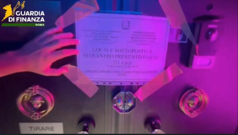 Prostituzione ed evasione fiscale, arrestato il titolare di un night club a Roma
