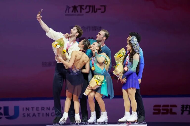 Cina: a Chongqing la tappa del Grand Prix Isu di pattinaggio di figura (1)