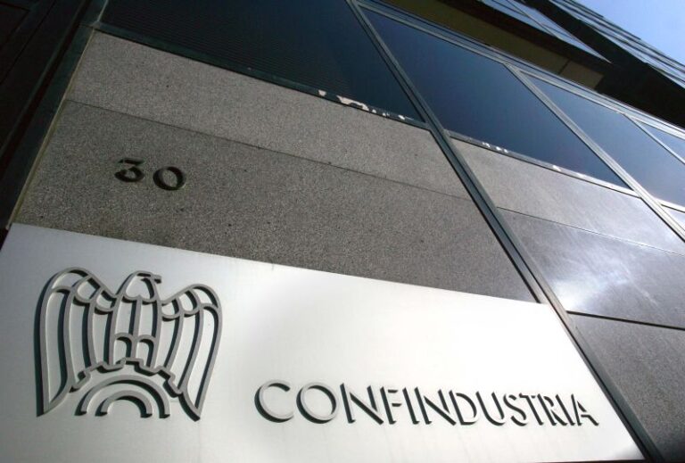 Confindustria “La manovra non avrà impatto sul Pil, migliorano i consumi”
